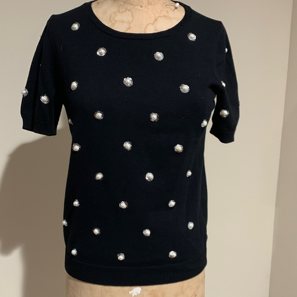 New Cece Black Short Sleeve Top with Silver Accents size S